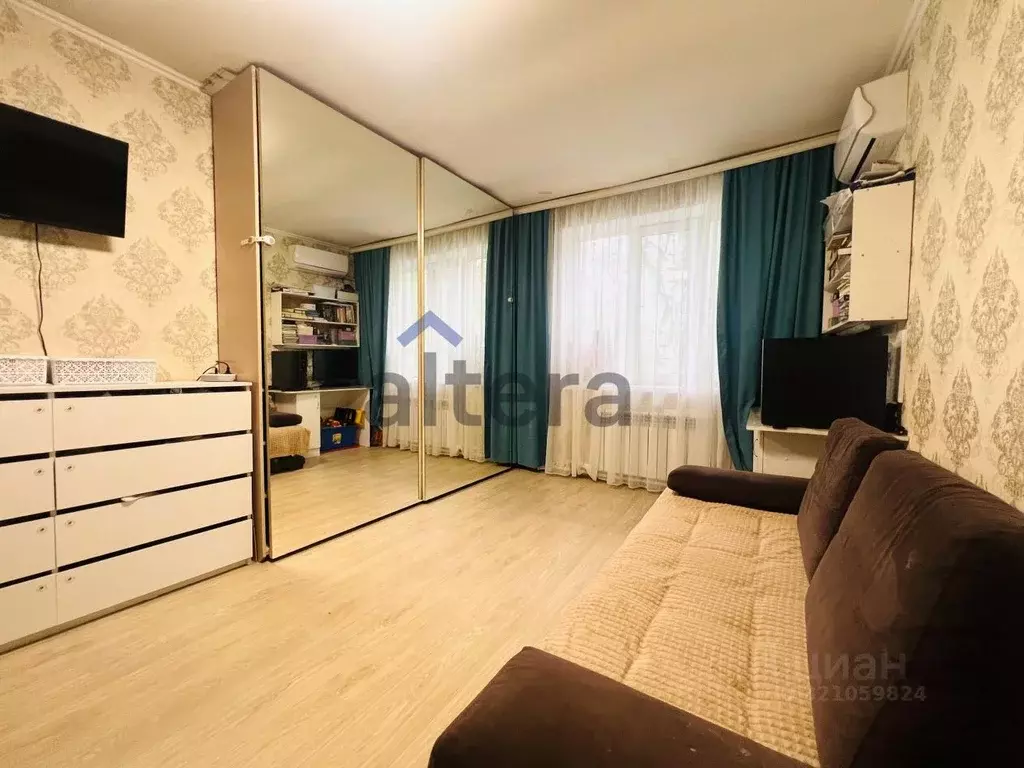 1-к кв. Татарстан, Зеленодольский район, Осиновское с/пос, с. Осиново ... - Фото 1