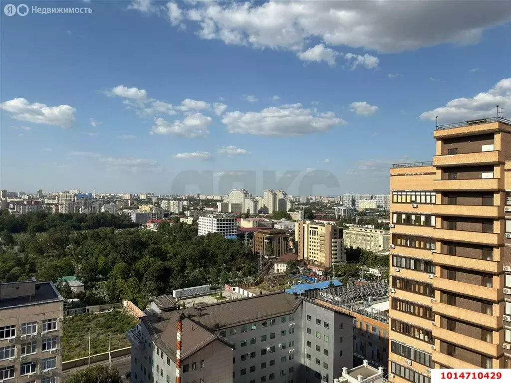 3-комнатная квартира: Краснодар, микрорайон Центральный, Октябрьская ... - Фото 0