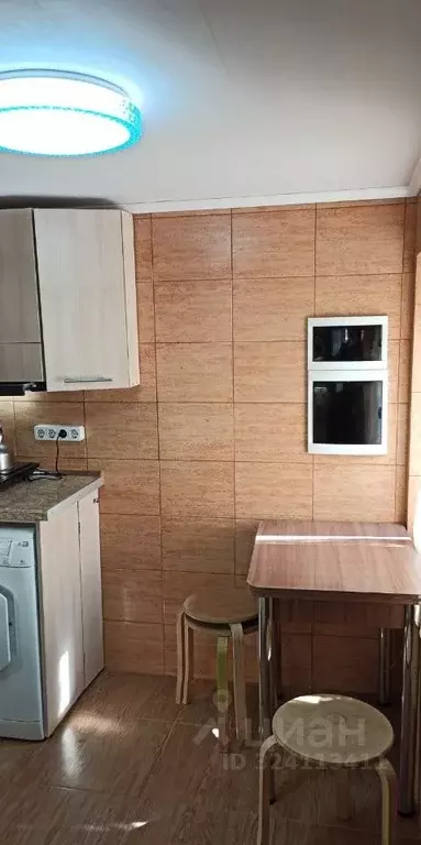 1-к кв. Крым, Симферополь ул. Красногвардейская, 16А (30.0 м) - Фото 2