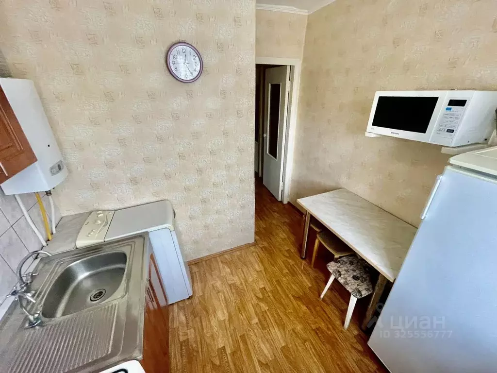 2-к кв. Брянская область, Брянск Литейная ул., 60 (60.0 м) - Фото 2