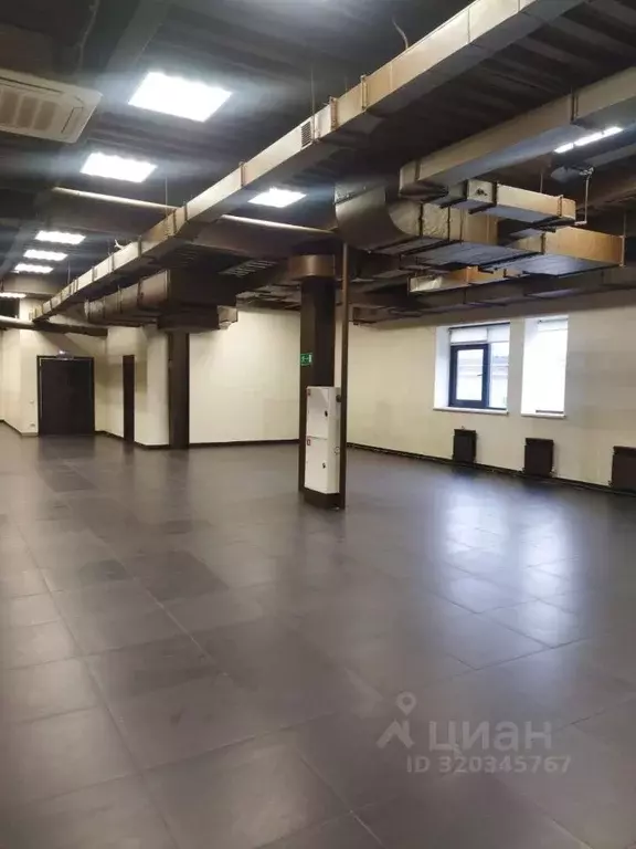 Торговая площадь в Хабаровский край, Хабаровск Союзная ул., 3 (371 м) - Фото 1