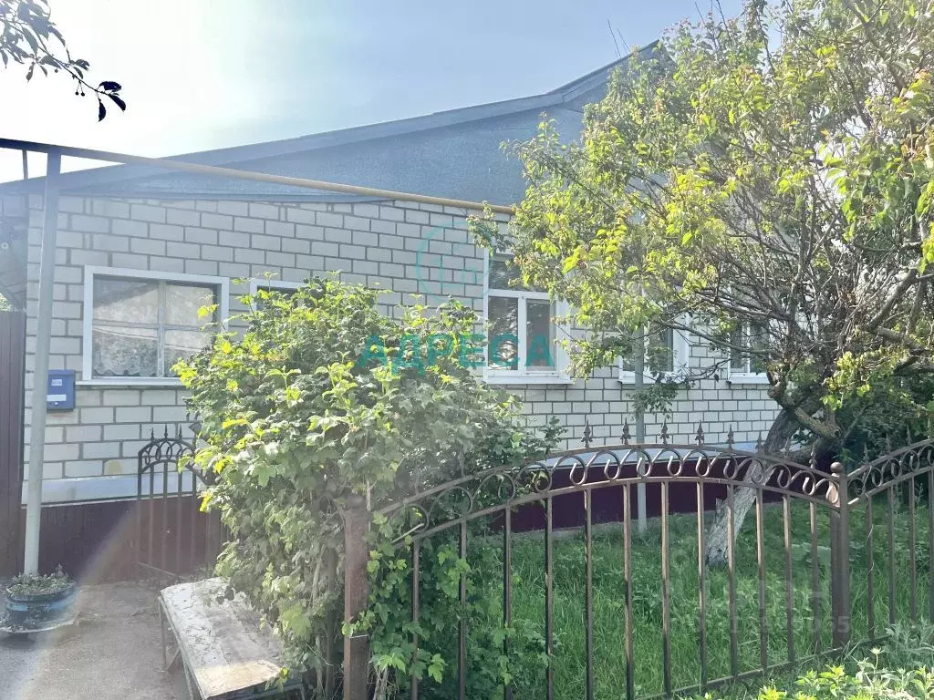 Дом в Белгородская область, Поселок Чернянка городское поселение, ... - Фото 1