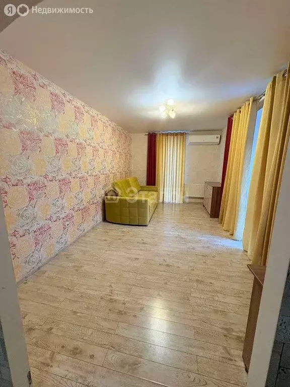 1-комнатная квартира: Волгоград, Санаторная улица, 8 (43.7 м) - Фото 2