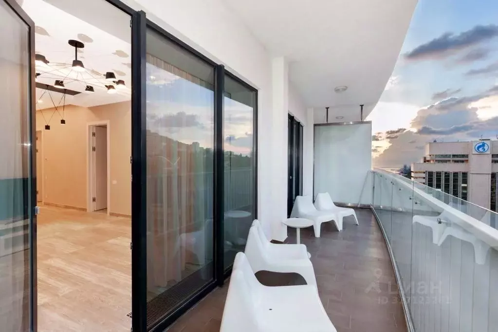 2-к кв. Краснодарский край, Сочи Курортный просп., 105 (70.0 м) - Фото 1