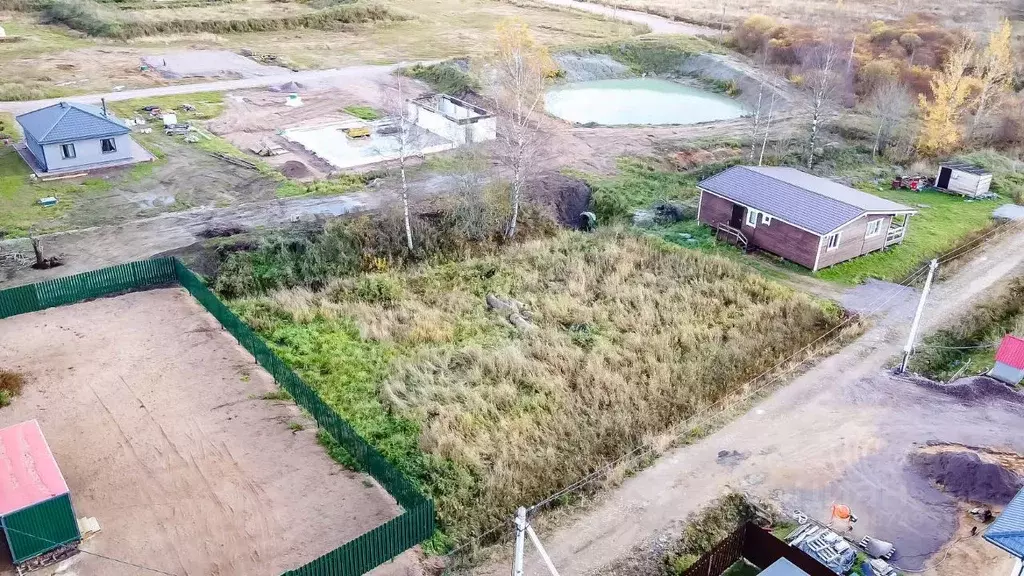 Участок в Ленинградская область, Ломоносовский район, Пениковское ... - Фото 1