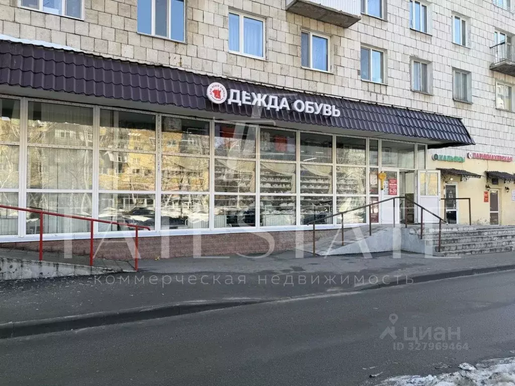 Торговая площадь в Татарстан, Казань ул. Карбышева, 15 (135 м) - Фото 1