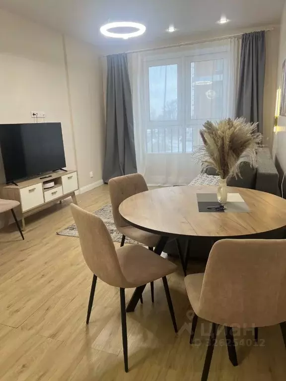 1-к кв. Санкт-Петербург Октябрьская наб., 40 (42.1 м) - Фото 1