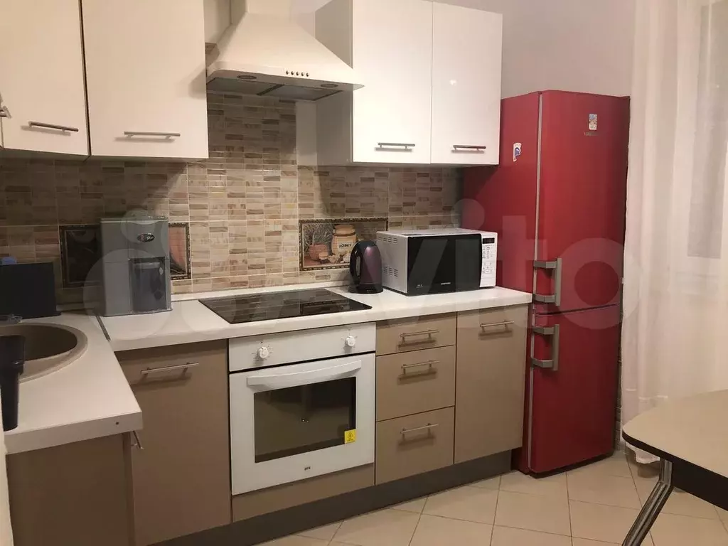 1-к. квартира, 40 м, 2/14 эт. - Фото 0