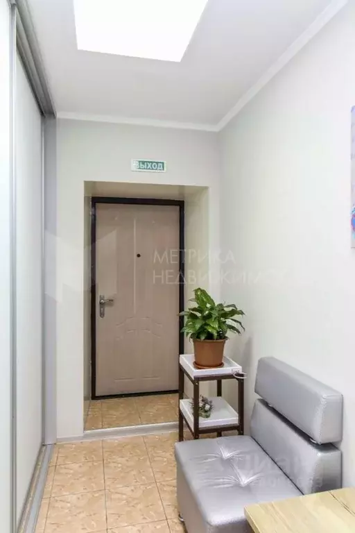 Помещение свободного назначения в Тюменская область, Тюмень Солнечный ... - Фото 1