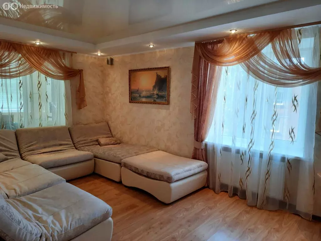 4-комнатная квартира: Старощербиновская, улица Шевченко, 95 (76 м) - Фото 1