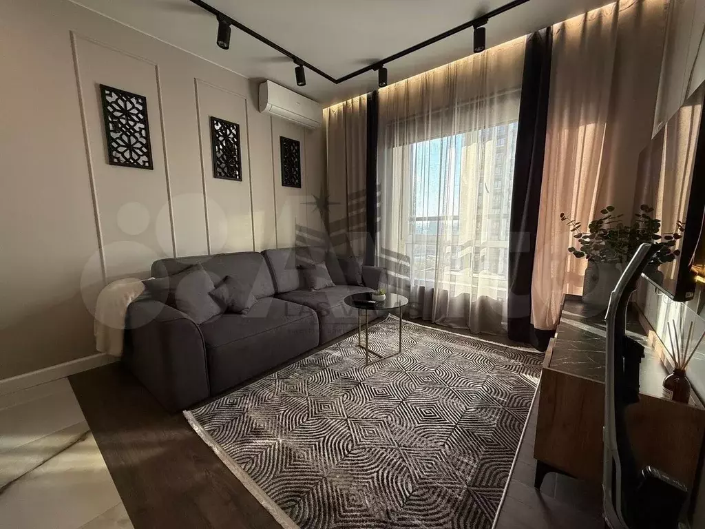 2-к. квартира, 40 м, 15/29 эт. - Фото 0