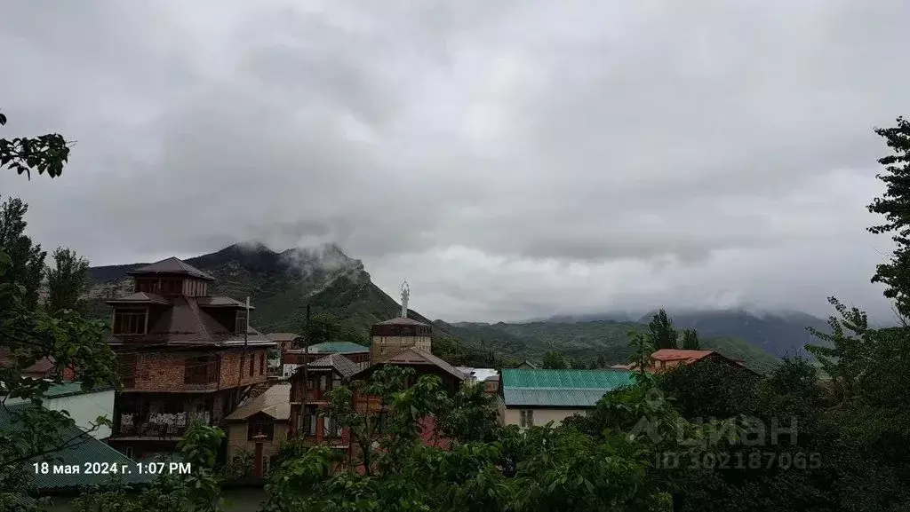 Дом в Дагестан, с. Гуниб ул. Имени Имама Шамиля, 2Е (120 м) - Фото 1