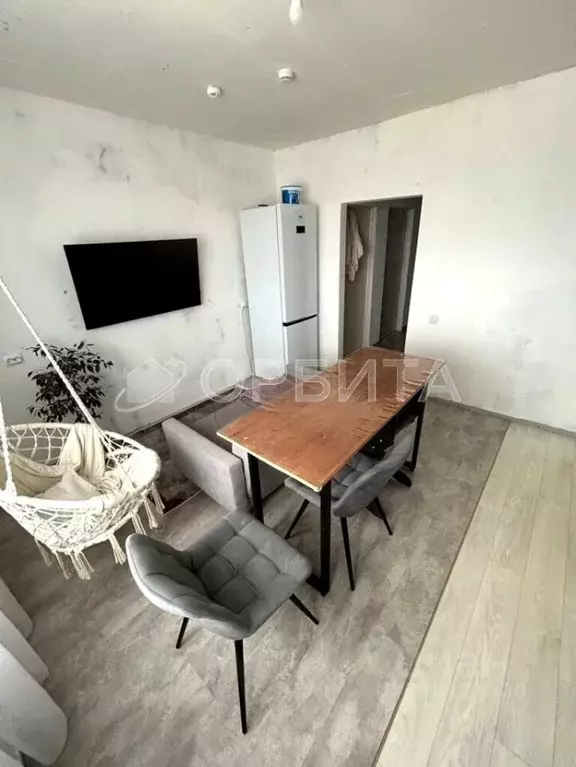 2-к кв. Тюменская область, Тюмень ул. Тальниковая, 3 (50.3 м) - Фото 2