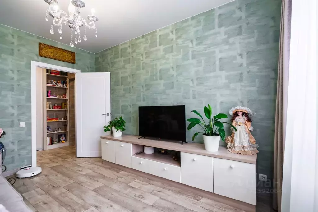 2-к кв. Ульяновская область, Ульяновск Камышинская ул., 62/1 (54.0 м) - Фото 1