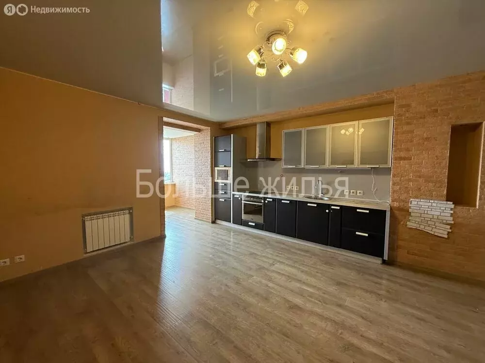 2-комнатная квартира: Волгоград, район Семь Ветров, бульвар 30-летия ... - Фото 1