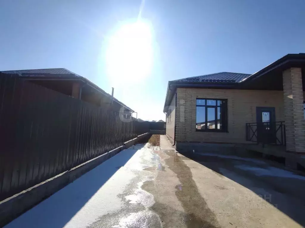 Дом в Ставропольский край, Железноводск городской округ, пос. ... - Фото 2