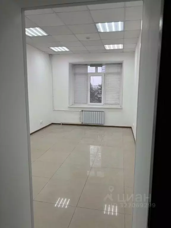 Офис в Свердловская область, Екатеринбург ул. Торговая, 5 (18 м) - Фото 1