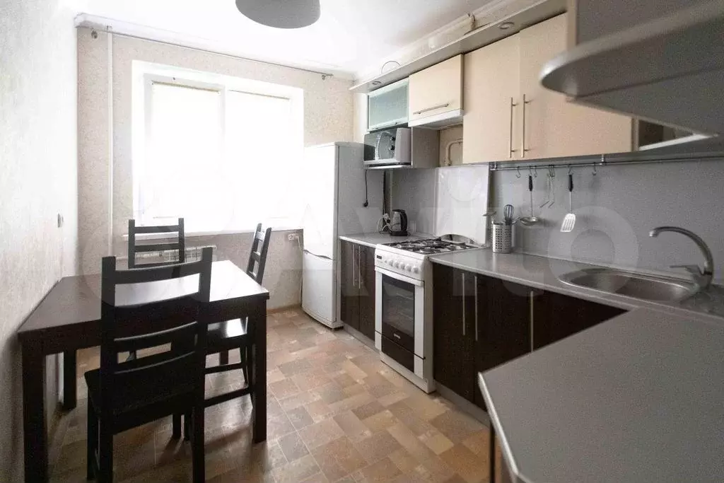 2-к. квартира, 45 м, 6/9 эт. - Фото 0