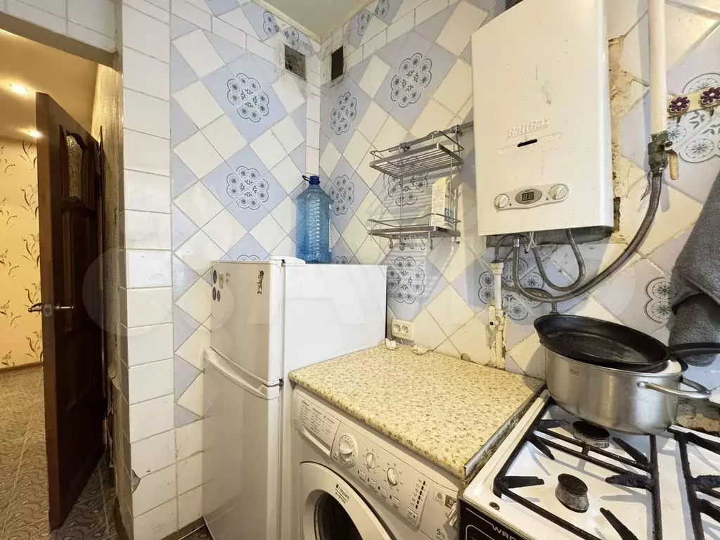 2-к. квартира, 50 м, 1/5 эт. - Фото 0
