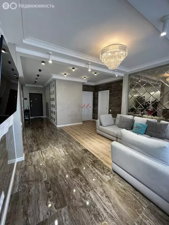 3-комнатная квартира: Абакан, проспект Дружбы Народов, 43 (89.9 м) - Фото 1