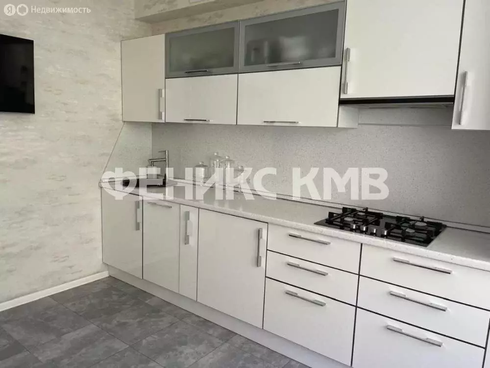 2-комнатная квартира: Пятигорск, Партизанская улица, 3к1 (76 м) - Фото 1