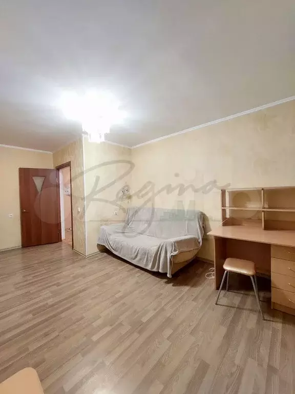 1-к. квартира, 38 м, 8/10 эт. - Фото 1