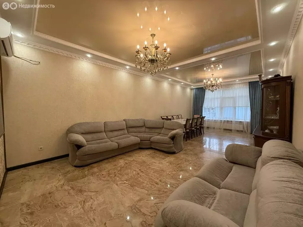 Дом в Кабардино-Балкарская Республика, Нальчик (190 м) - Фото 1