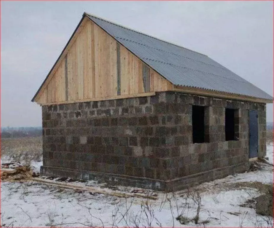 Дом в Хакасия, Алтайский район, с. Белый Яр ул. Толстого, 44 (47 м) - Фото 1