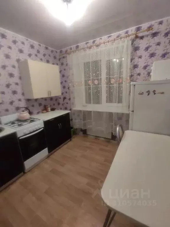 1-к кв. Смоленская область, Гагарин ул. 50 лет ВЛКСМ, 10 (27.0 м) - Фото 0