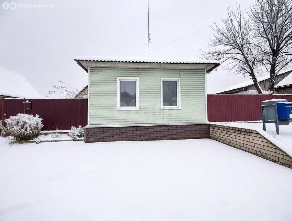 Дом в Брянская область, рабочий посёлок Погар, улица Урицкого (81.5 м) - Фото 1