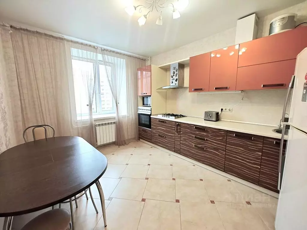 2-к кв. Татарстан, Казань Чистопольская ул., 72 (65.7 м) - Фото 1