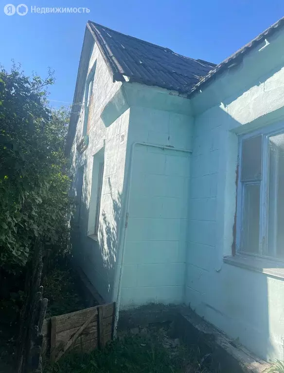 Дом в Смоленск, 4-я Северная улица, 2 (100 м) - Фото 1