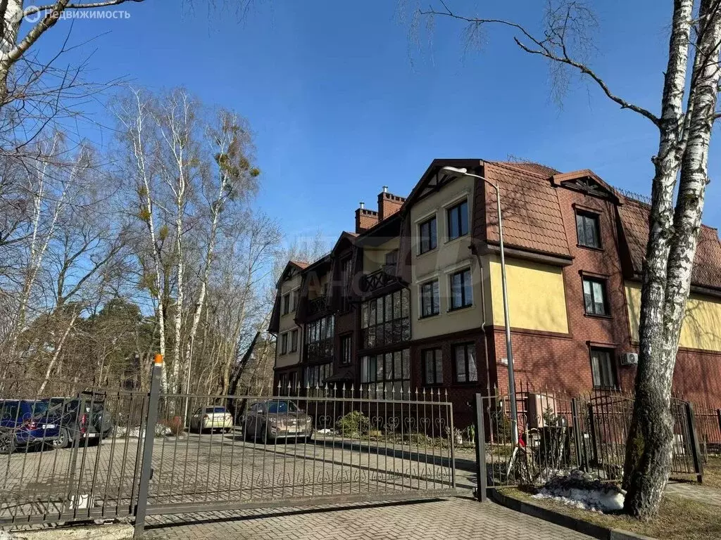 3-комнатная квартира: Калининград, Славянская улица, 38 (75.5 м) - Фото 2