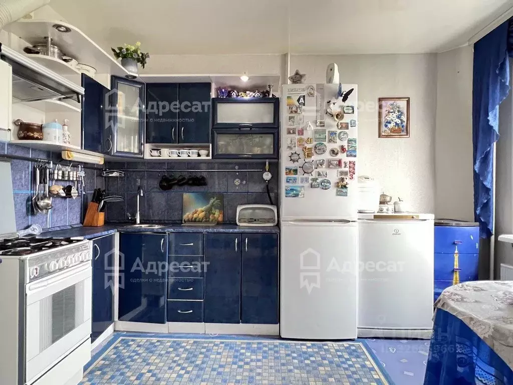 3-к кв. Волгоградская область, Волгоград ул. 2-я Караванная, 21 (67.4 ... - Фото 1