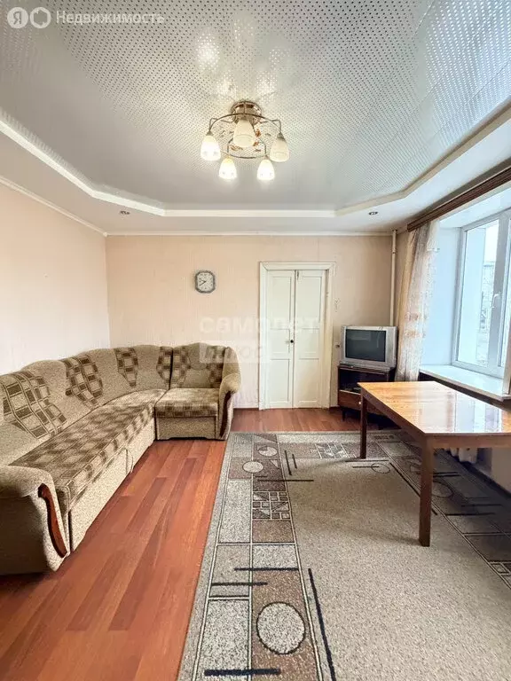 3-комнатная квартира: Слободской, Рождественская улица, 100 (60.4 м) - Фото 1