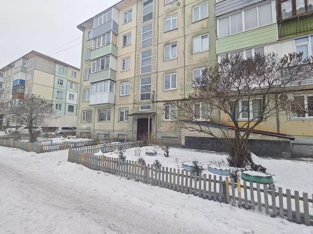 3-к кв. Алтайский край, Рубцовск Октябрьская ул., 1 (49.5 м) - Фото 1