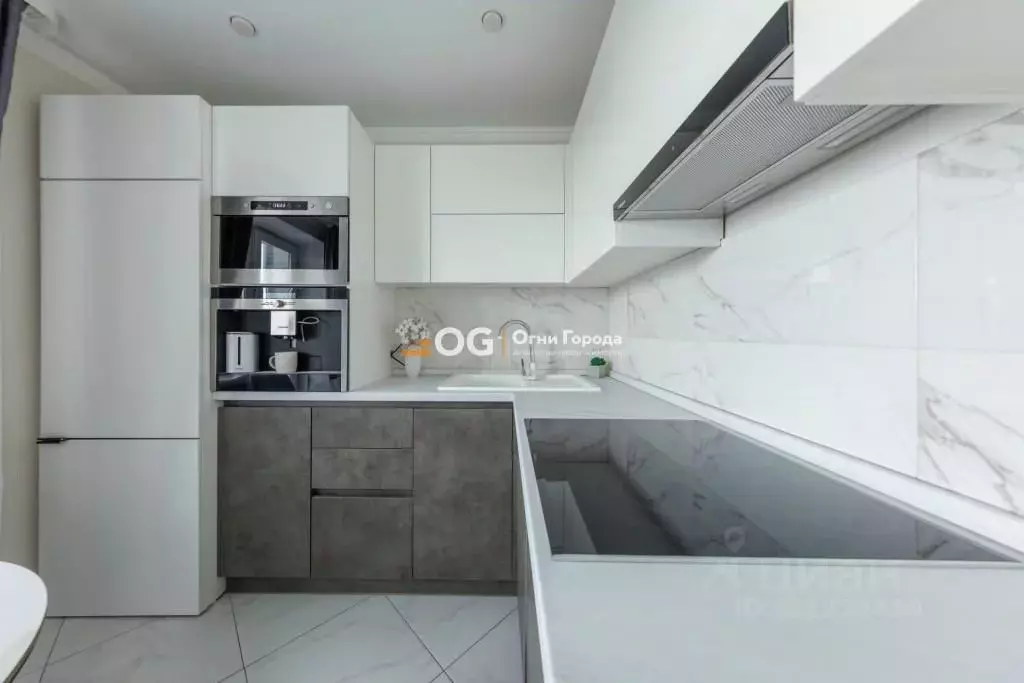 2-к кв. Брянская область, Брянск Флотская ул., 4 (42.8 м) - Фото 1