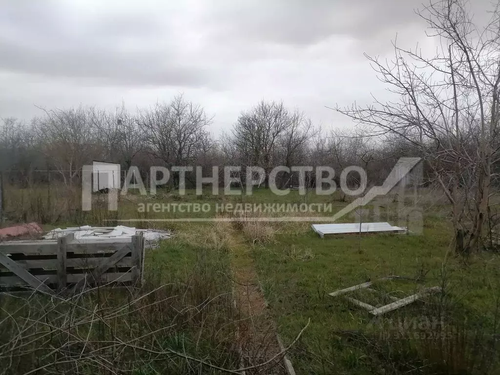 Дом в Краснодарский край, Северский район, Черноморское городское ... - Фото 1