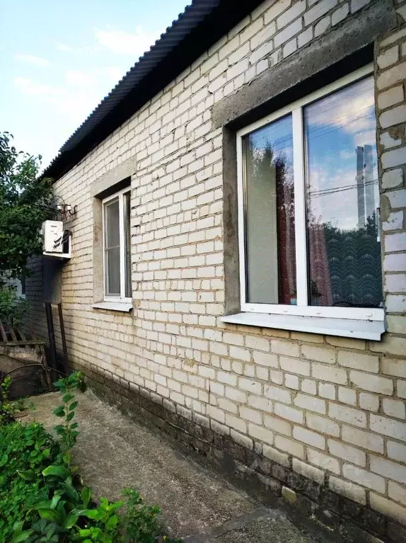 Дом в Волгоградская область, Волгоград Аграрная ул. (95 м) - Фото 1