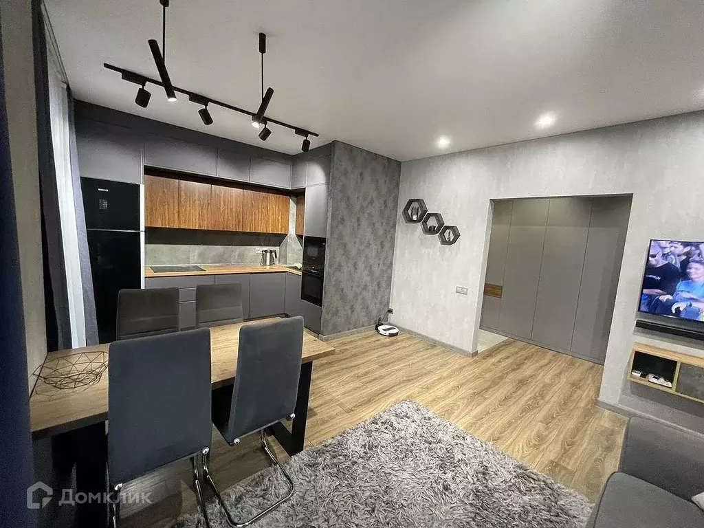 Продаётся 3-к квартира, 70 м - Фото 0