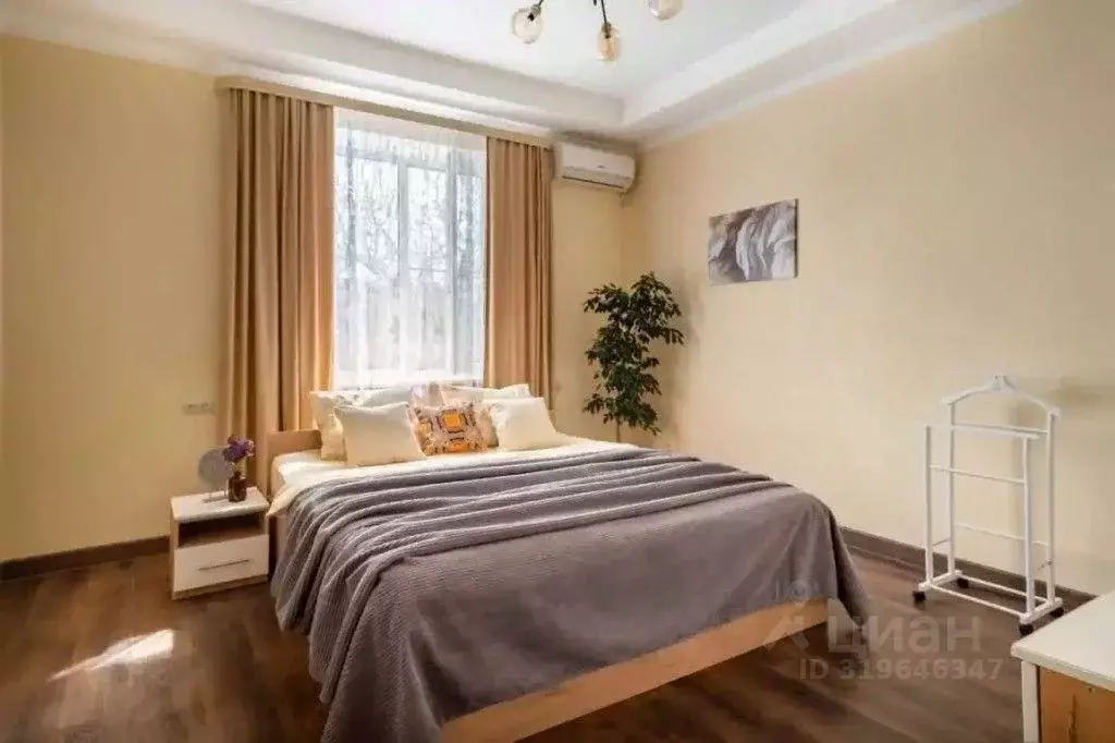 2-к кв. Ставропольский край, Пятигорск Октябрьская ул., 21 (100.0 м) - Фото 1