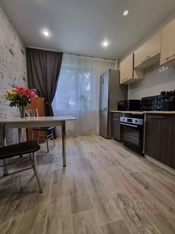 2-к кв. Красноярский край, Красноярск 9 Мая ул., 33 (51.7 м) - Фото 0