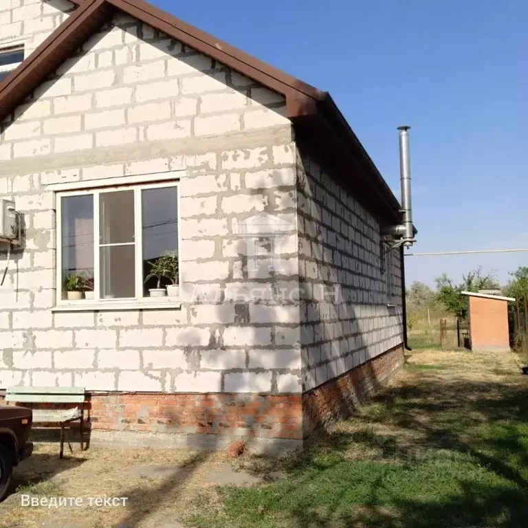 Дом в Ростовская область, Азовский район, Кагальницкое с/пос, с. ... - Фото 1