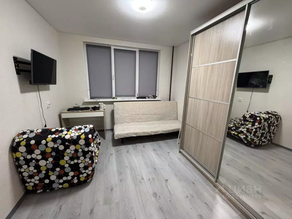 Комната Санкт-Петербург, Санкт-Петербург, Колпино ул. Веры Слуцкой, 19 ... - Фото 1