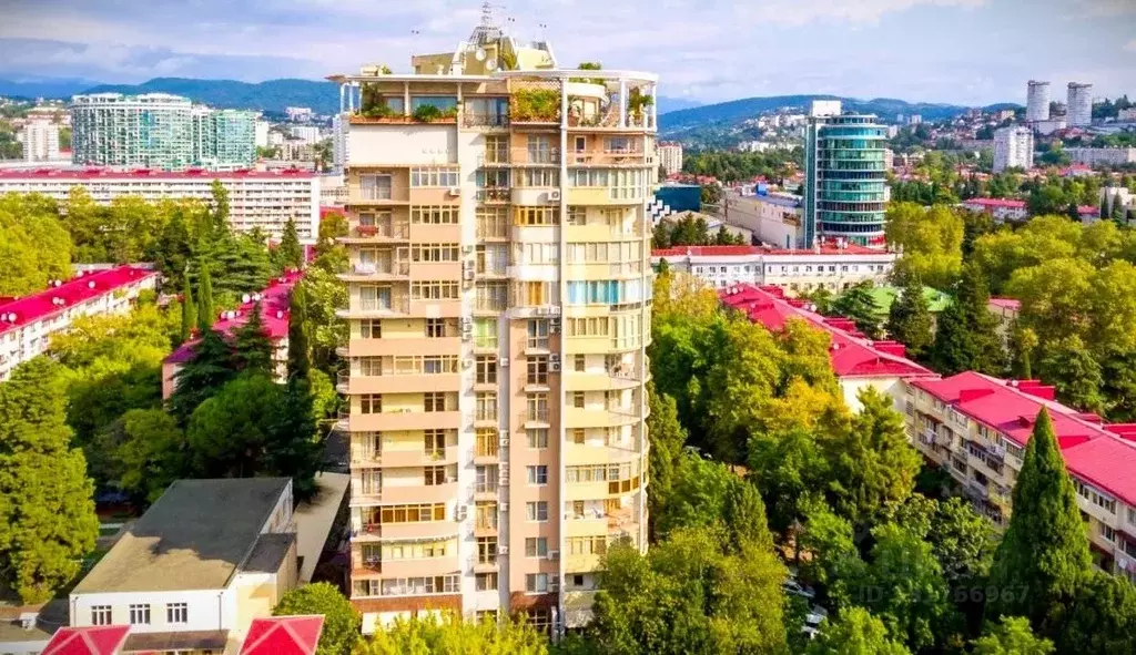 2-к кв. Краснодарский край, Сочи Центральный мкр, ул. Роз, 52 (51.2 м) - Фото 1