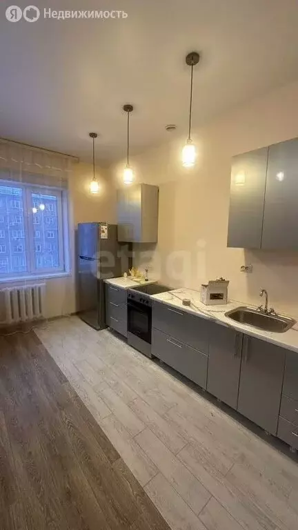 Квартира-студия: Омск, улица Профинтерна, 10 (29.3 м) - Фото 1