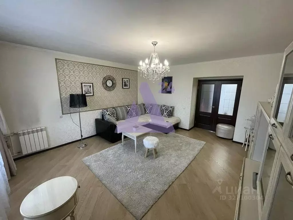 3-к кв. Алтайский край, Барнаул Взлетная ул., 7 (98.6 м) - Фото 1