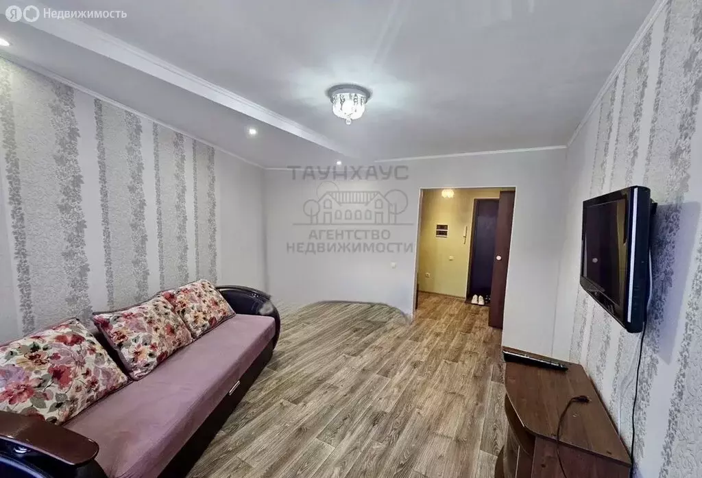 1-комнатная квартира: Нефтекамск, Городская улица, 6 (40 м) - Фото 1