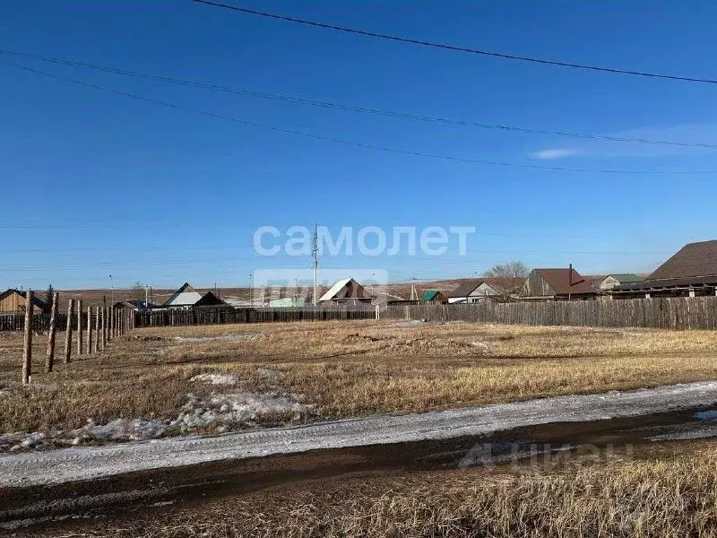 Участок в Забайкальский край, Чита пос. Дворцы, Лиственничная ул. ... - Фото 1
