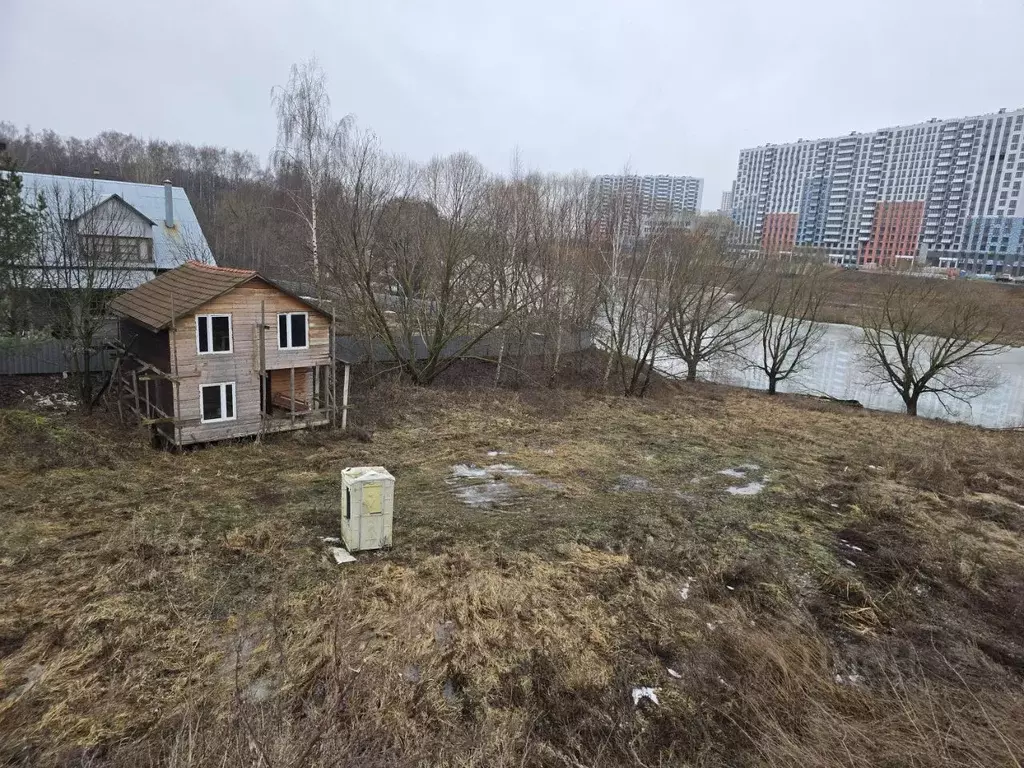 Участок в Московская область, Ленинский городской округ, д. Пуговичино ... - Фото 1